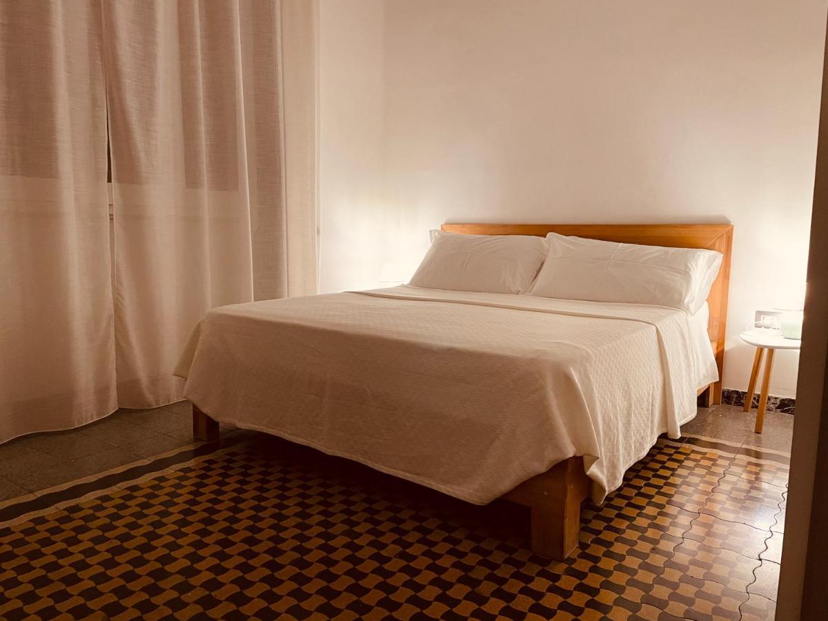 Il Giardino Di Iole Via Giovanni Amendola N36 Bed & Breakfast Sassari Eksteriør bilde