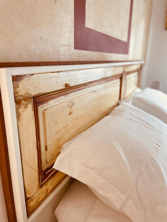 Il Giardino Di Iole Via Giovanni Amendola N36 Bed & Breakfast Sassari Eksteriør bilde