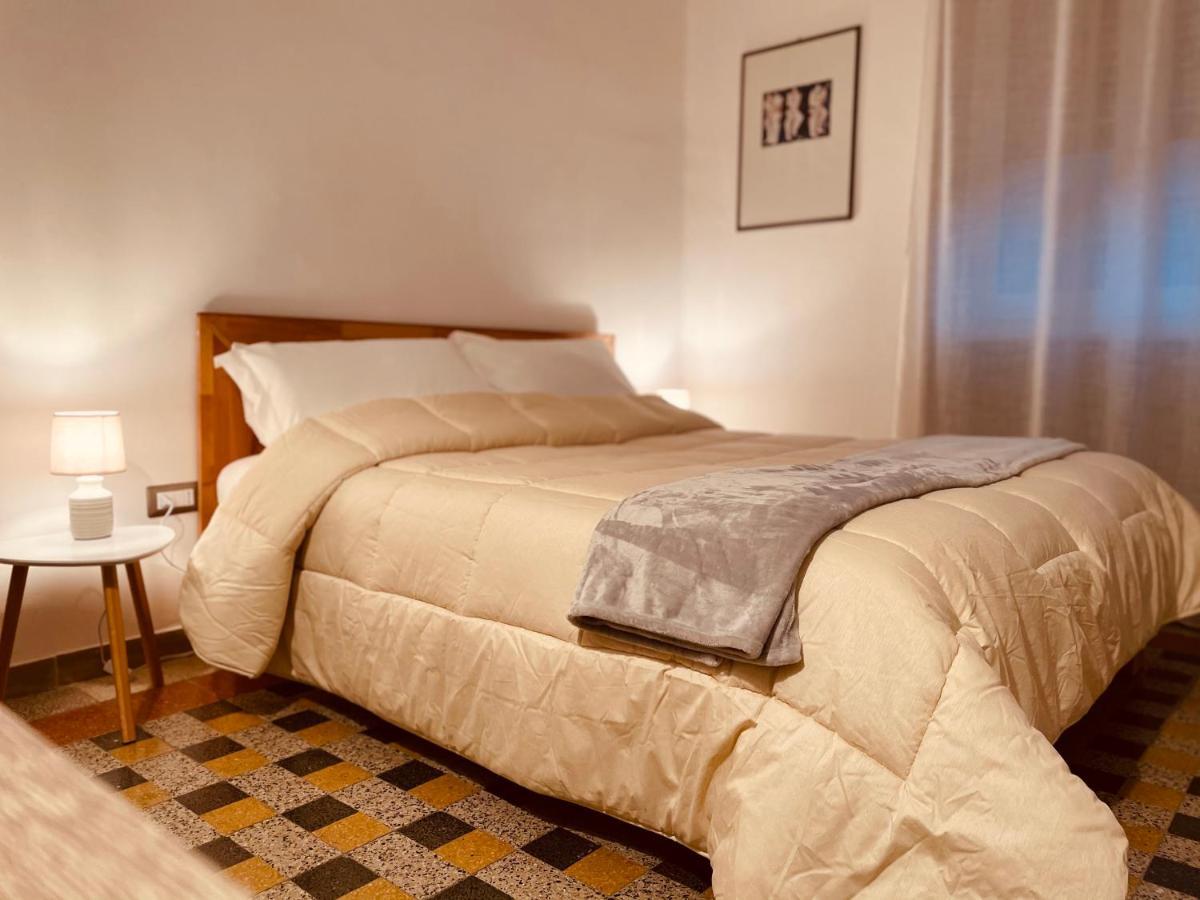 Il Giardino Di Iole Via Giovanni Amendola N36 Bed & Breakfast Sassari Eksteriør bilde