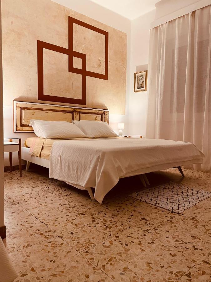 Il Giardino Di Iole Via Giovanni Amendola N36 Bed & Breakfast Sassari Eksteriør bilde