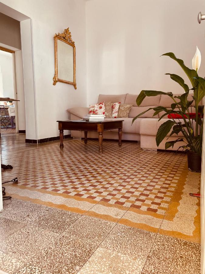 Il Giardino Di Iole Via Giovanni Amendola N36 Bed & Breakfast Sassari Eksteriør bilde